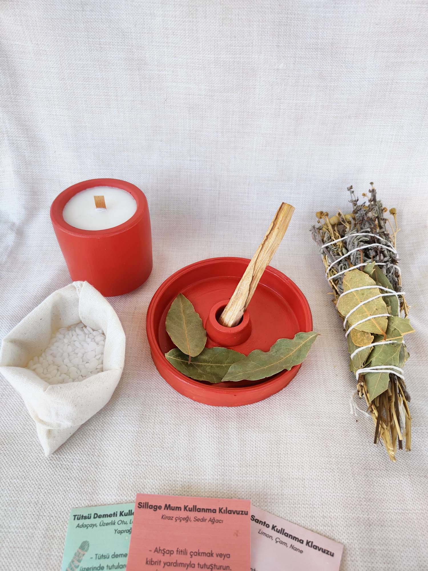 IMG20220718163239 Arınma Tütsülük Set Vegan Kiraz Çiçeği Sedir Kokulu Soya Mumu Palo Santo Adaçayı Lavanta Tütsü Seti - Görüntü 2