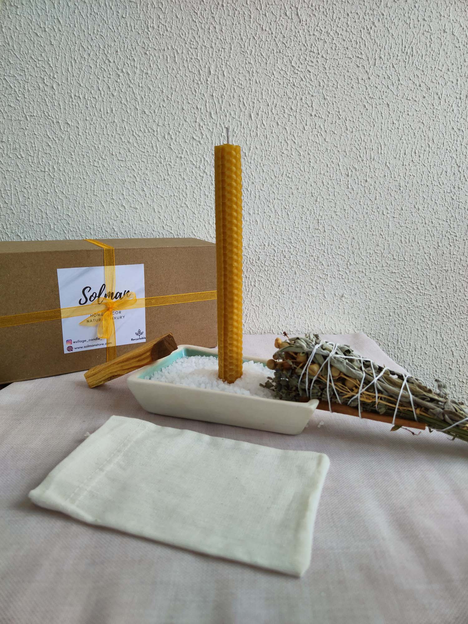 IMG20230618141619 Arınma Tütsülük Set Adaçayı Lavanta Üzerlik Otu Palo Santo Tütsü Tabağı Bal Mumu Kaya Tuzu 5li Set - Görüntü 4