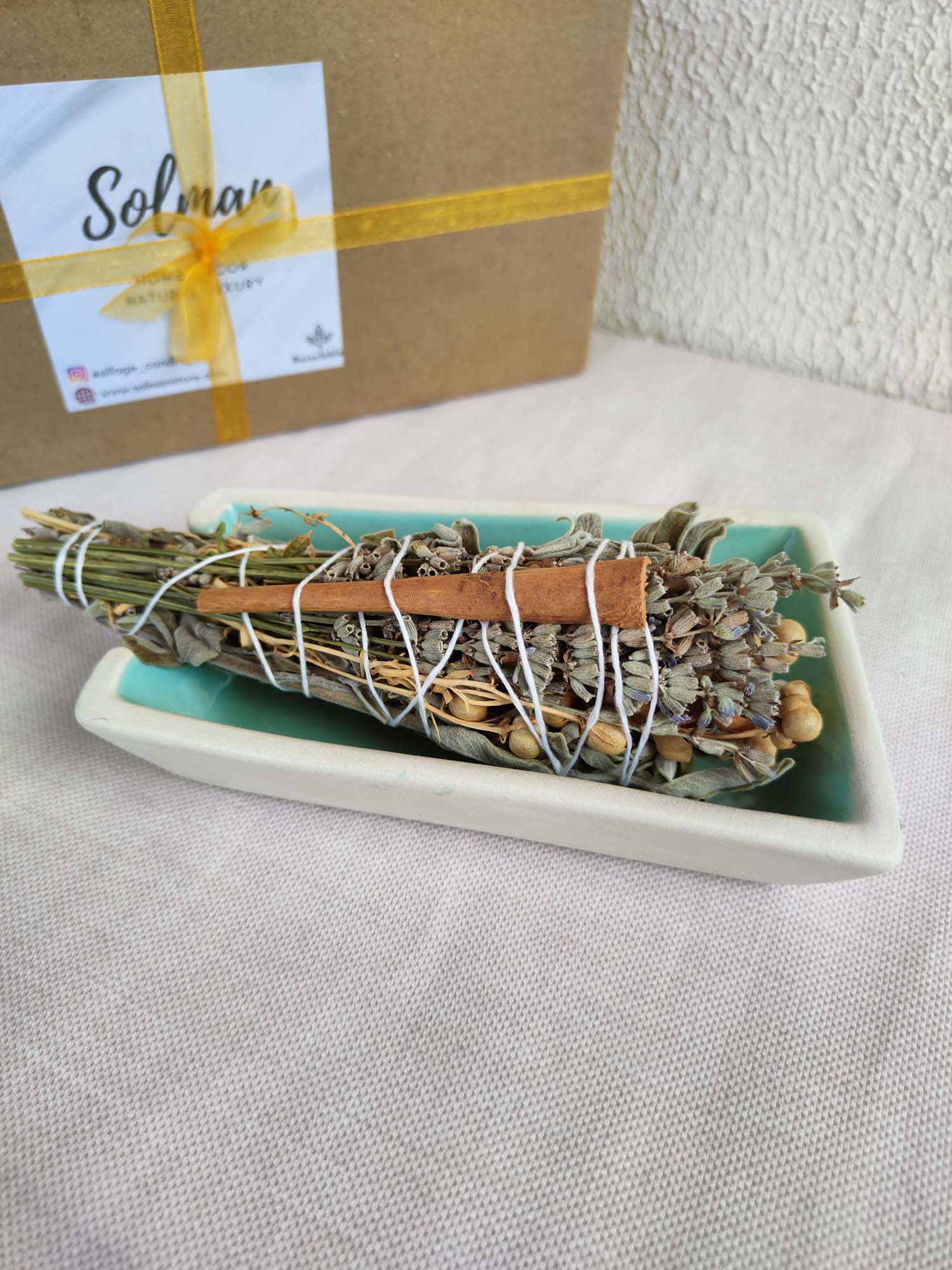 IMG20230618143240 Adaçayı Lavanta Üzerlik Otu Tütsü Demeti Arınma Meditasyon Çok Amaçlı Tütsü Tabağı İkili Set - Görüntü 4